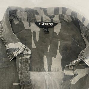 Express women’s button up
